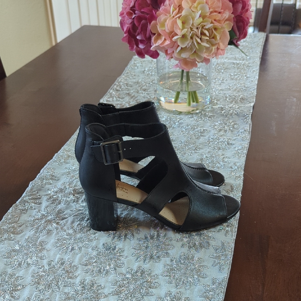 Elegant Black Women's Heeled Sandals